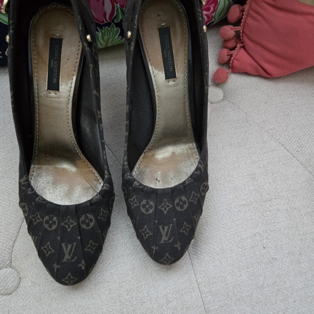 Louis Vuitton Black Monogram Heels